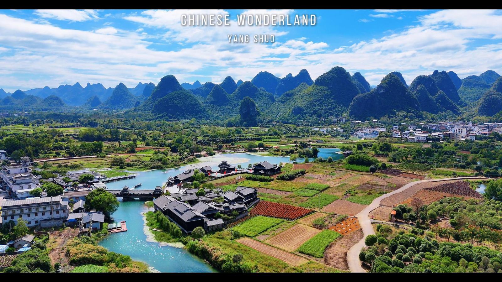 縮圖：晴峰映碧水，此地是桃源